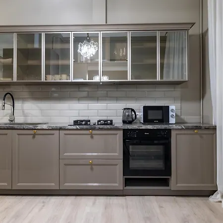 Romari гребінки 5 * Lvov