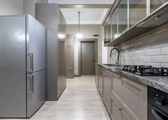 Romari гребінки 5 Apartmán Lvov