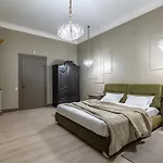 Apartment Romari гребінки 5 *