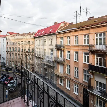 Apartmán Romari гребінки 5 Lvov
