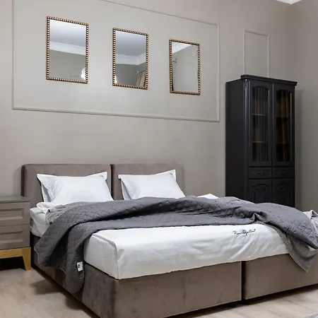 Romari гребінки 5 * Lvov