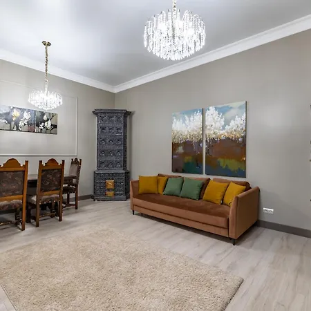 Romari гребінки 5 Апартаменти