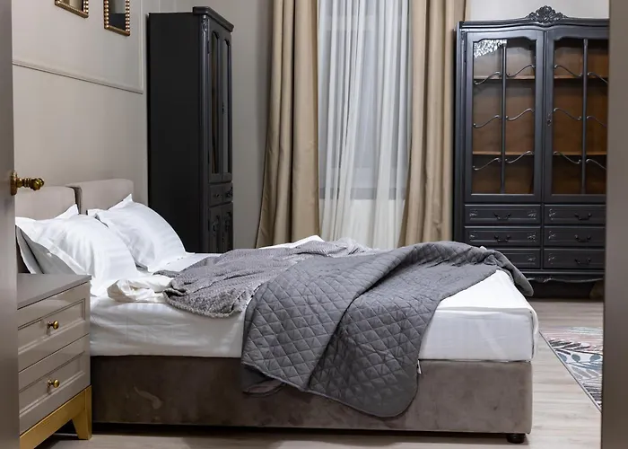 Romari гребінки 5 Apartman